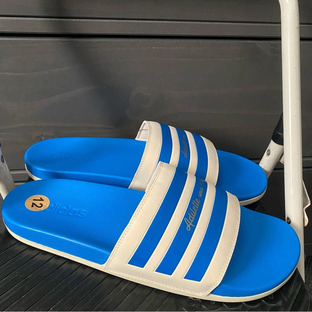 Adidas Unisex-Adult Adilette Slides Sandal Red/ Blue Men Size 12/Women 13 - Picture 6 of 7
